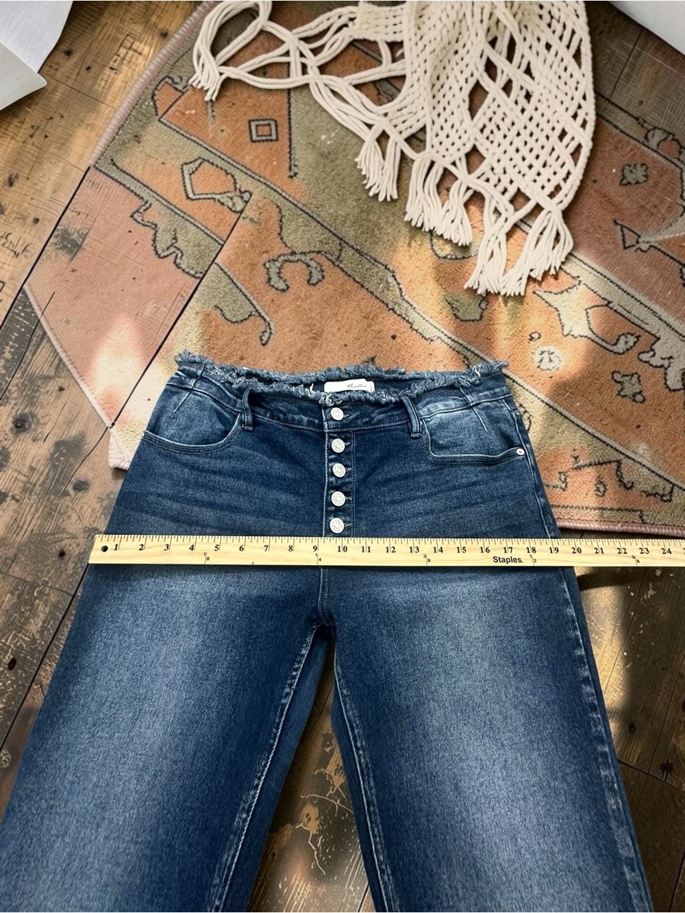 Kancan Button Fly Flare Jeans. Size: 15 - Picture 7 of 12